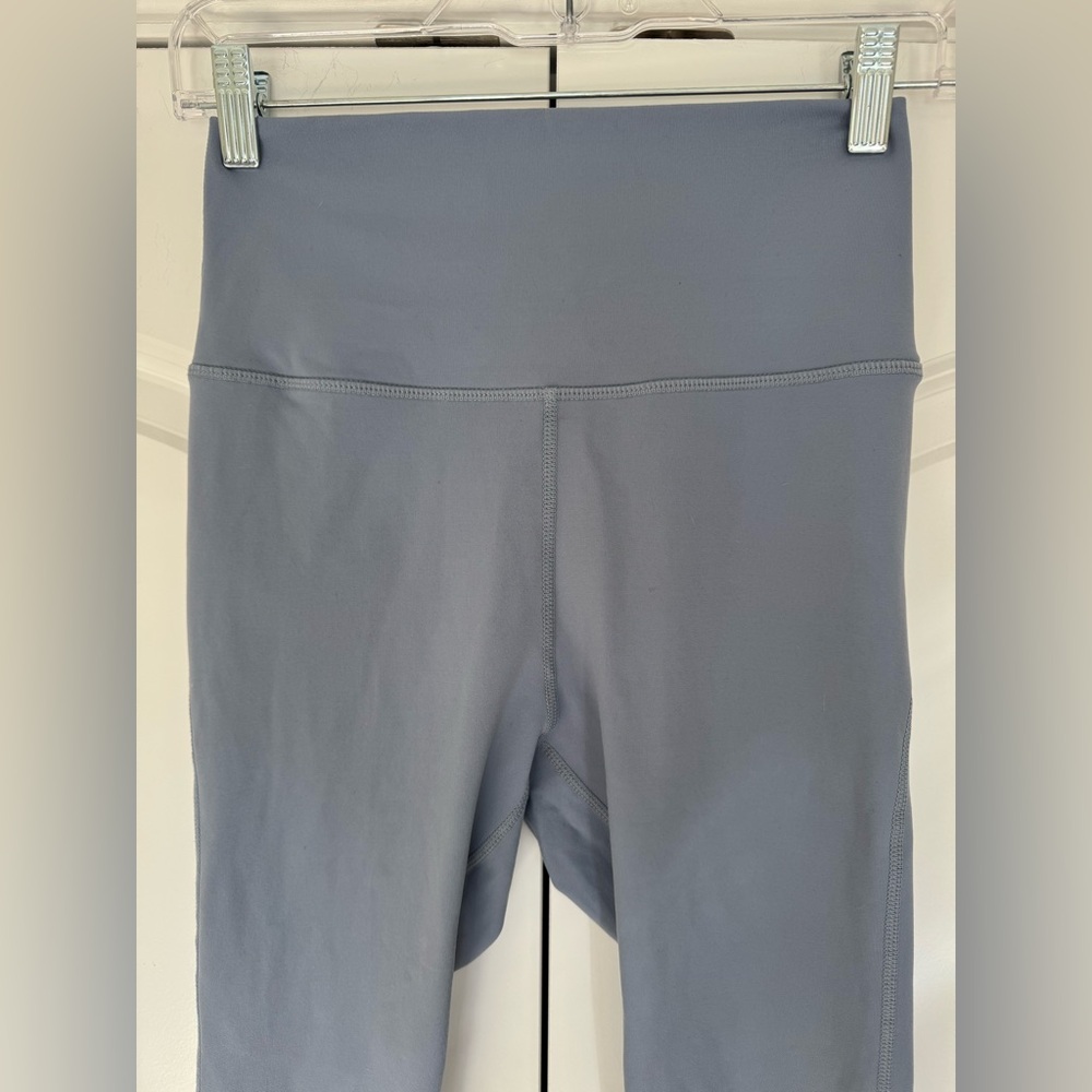 Blue High Waisted Leggings EUC Full Length Blue Athletic Activ… - Picture 3 of 9